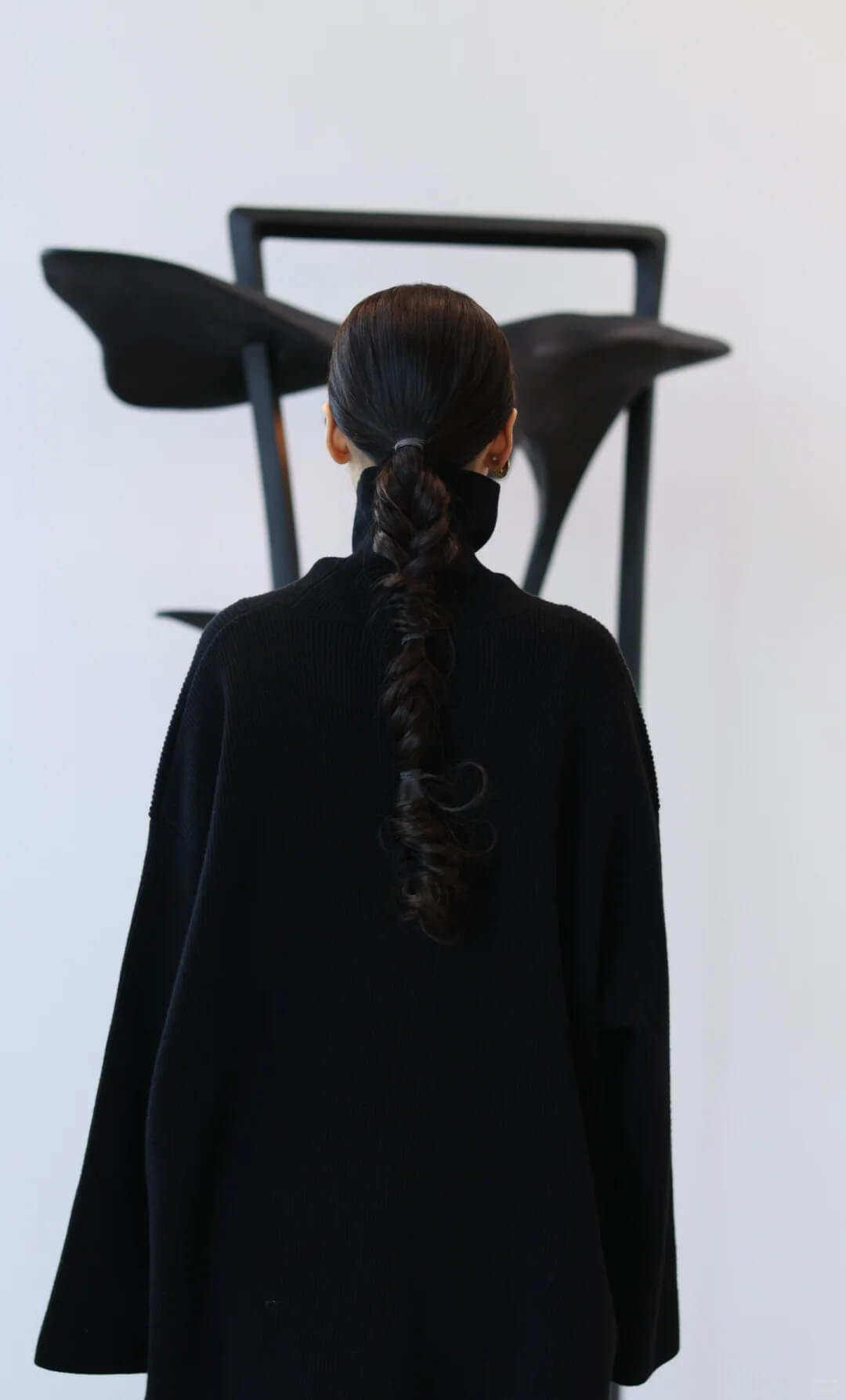 Höna Artist Wooden Sculpture — Li Yichen 2
